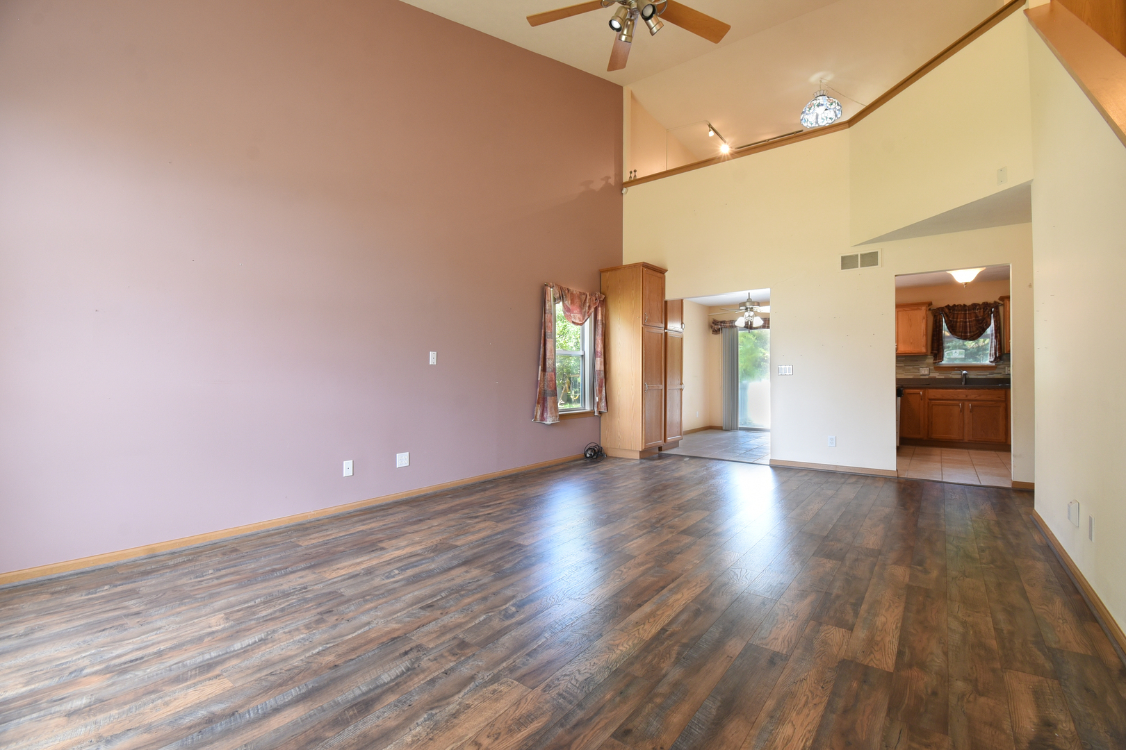 5096 Welsh Road Rockford, IL 61107 - Photo 4 of 44