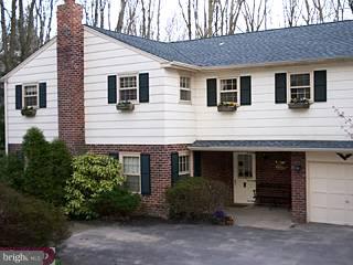 2225 Edge Hill Road Huntingdon Valley, PA 19006 - Photo 1 of 6 Gallery Image 1