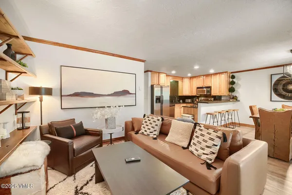$1,225,000 | 4620 Vail Racquet Club Drive, Unit BLDG 8 # 6, Vail, CO 81657
