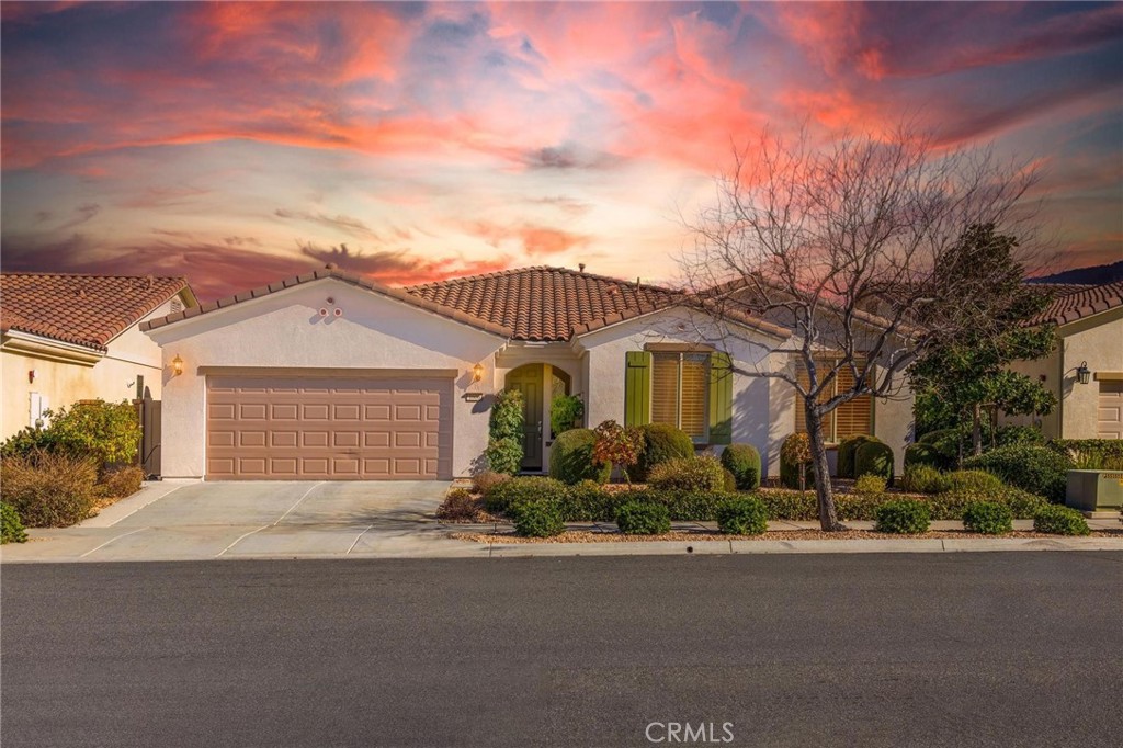1606 Via Rojas Hemet, CA 92545 - Photo 1 of 1 Dawn to Dusk Filter of the front of the home for visual effect.