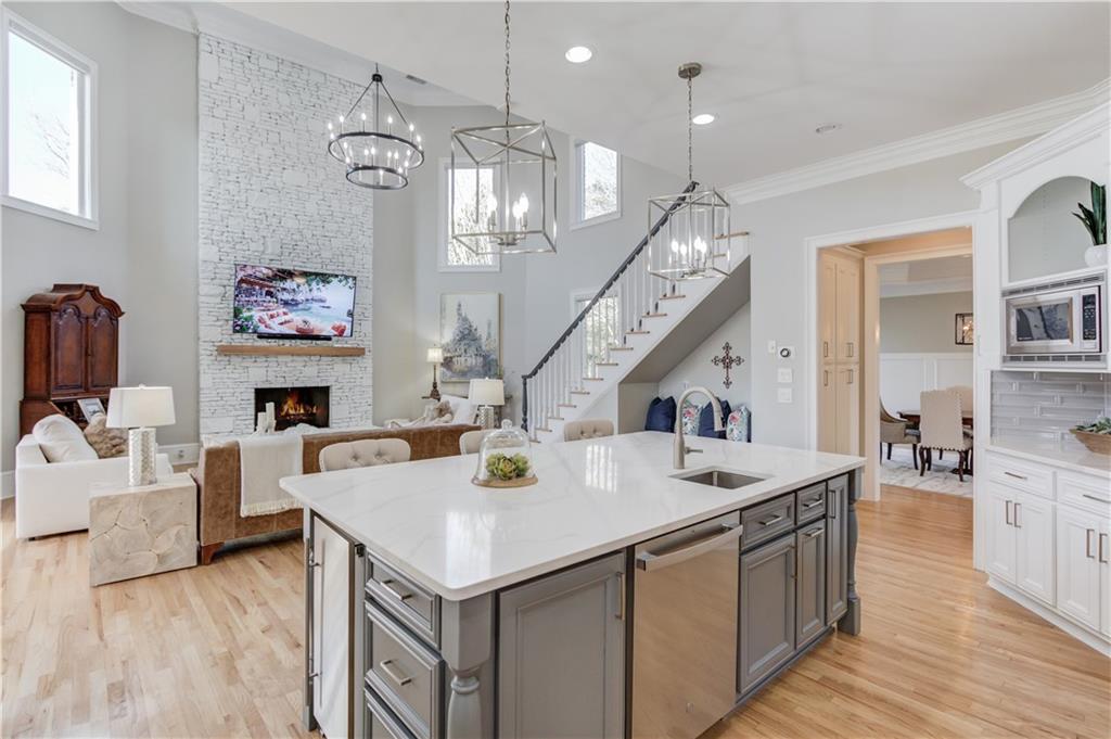 2850 Camp Branch Road Buford, GA 30519 - Photo 22 of 102