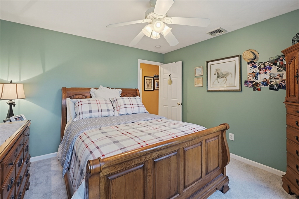 5 Otter Pond Road Lynnfield, MA 01940 - Photo 22 of 42