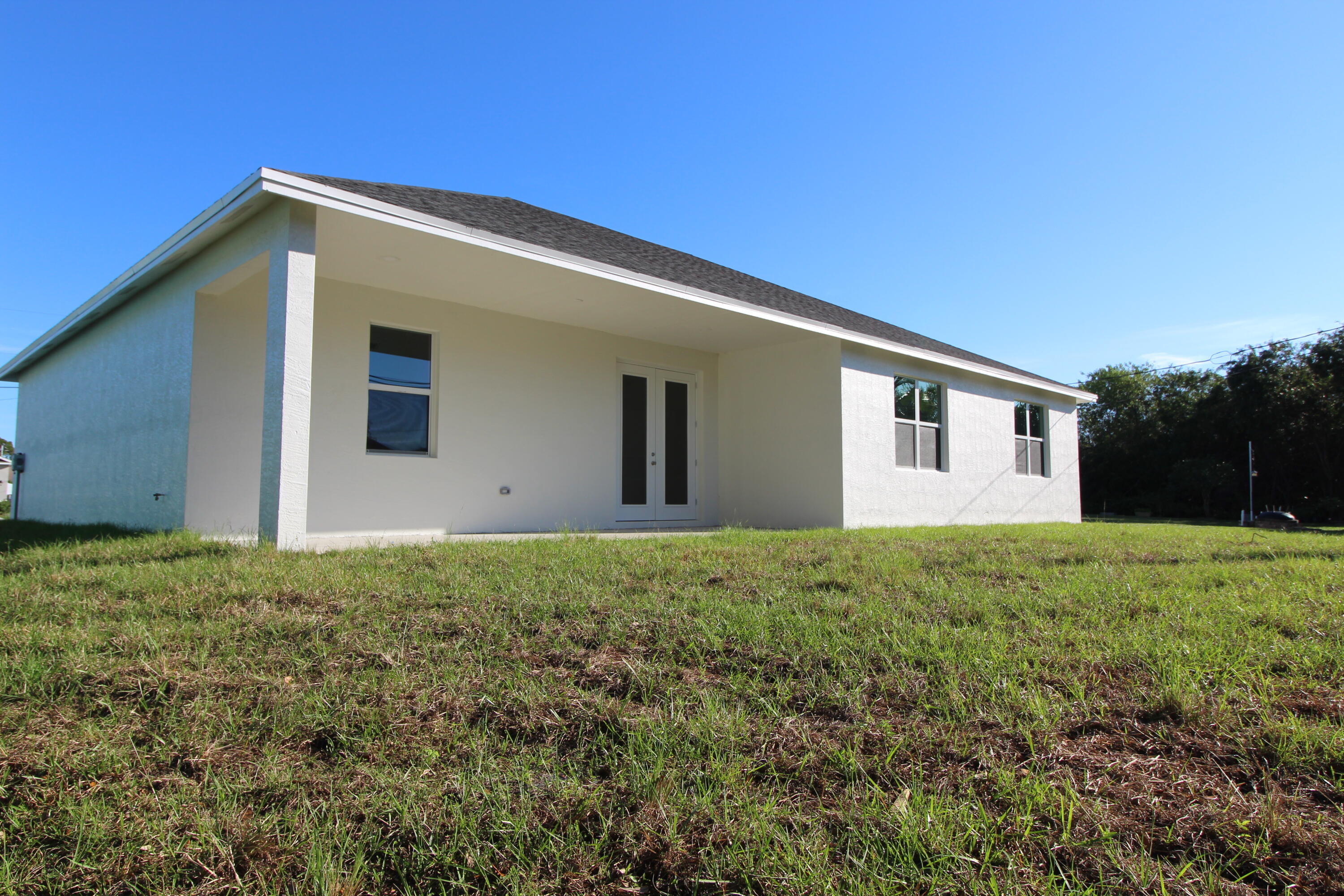 5705 Tangelo Drive Fort Pierce, FL 34982 - Photo 14 of 14 Rear Elevation