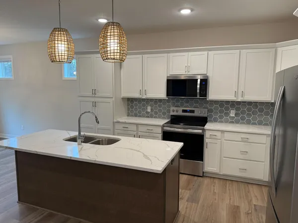 $679,900 | 14 Palomino Court, Hudson, WI 54016