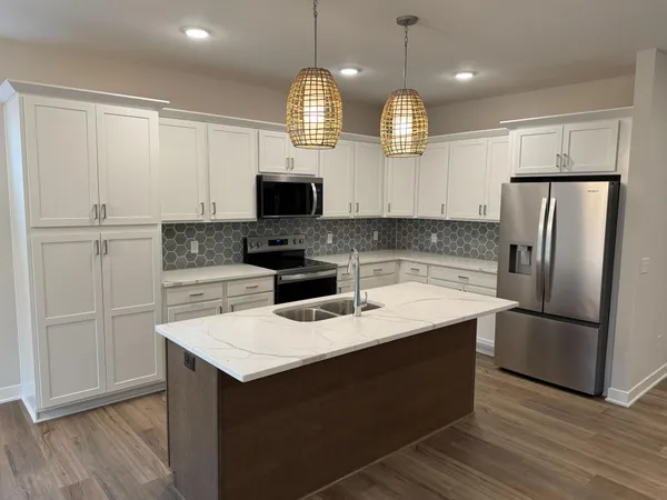 $679,900 | 14 Palomino Court, Hudson, WI 54016