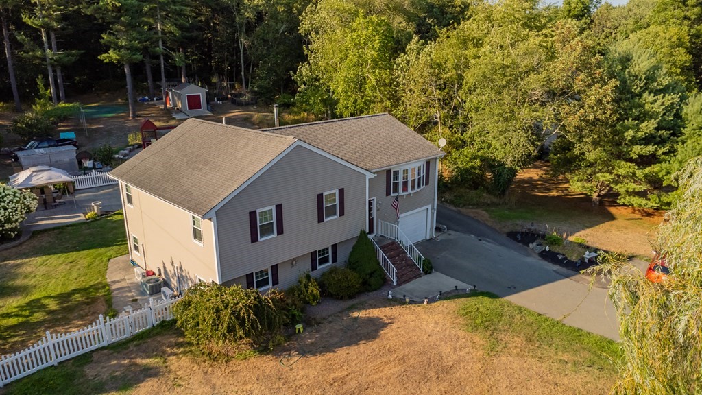 509 Middle Road Acushnet, MA 02743 - Photo 2 of 40 Gallery Image 2