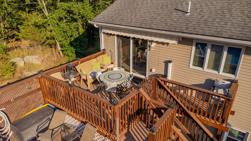 509 Middle Road Acushnet, MA 02743 - Photo 6 of 40 Gallery Image 6