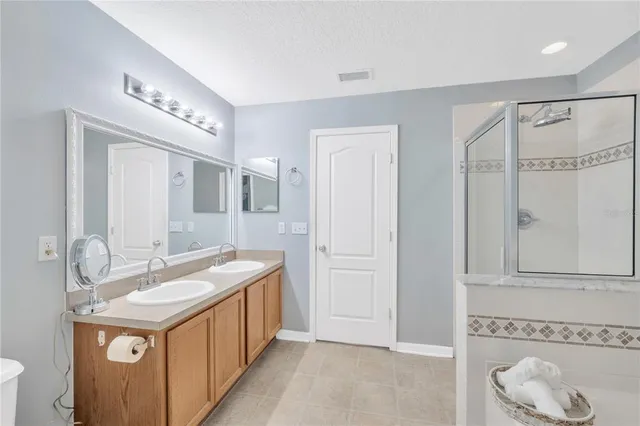 $280,000 | 10821 Johanna Avenue, Riverview, FL 33578