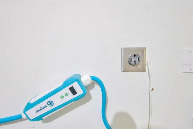 $280,000 | 10821 Johanna Avenue, Riverview, FL 33578