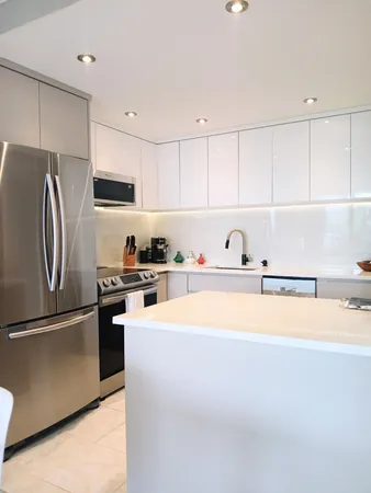 $2,175 | 1830 Embassy Drive, Unit 309, West Palm Beach, FL 33401