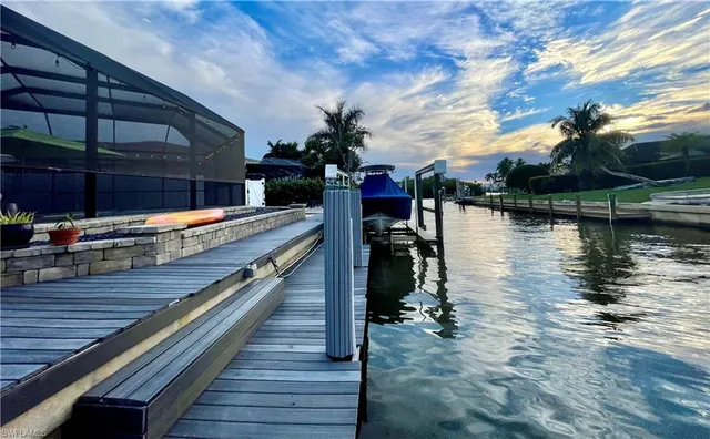 $2,890,000 | 2120 Sandpiper Street, Naples, FL 34102