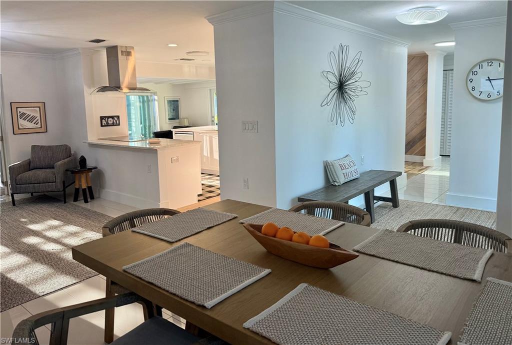 2120 Sandpiper Street Naples, FL 34102 - Photo 6 of 48