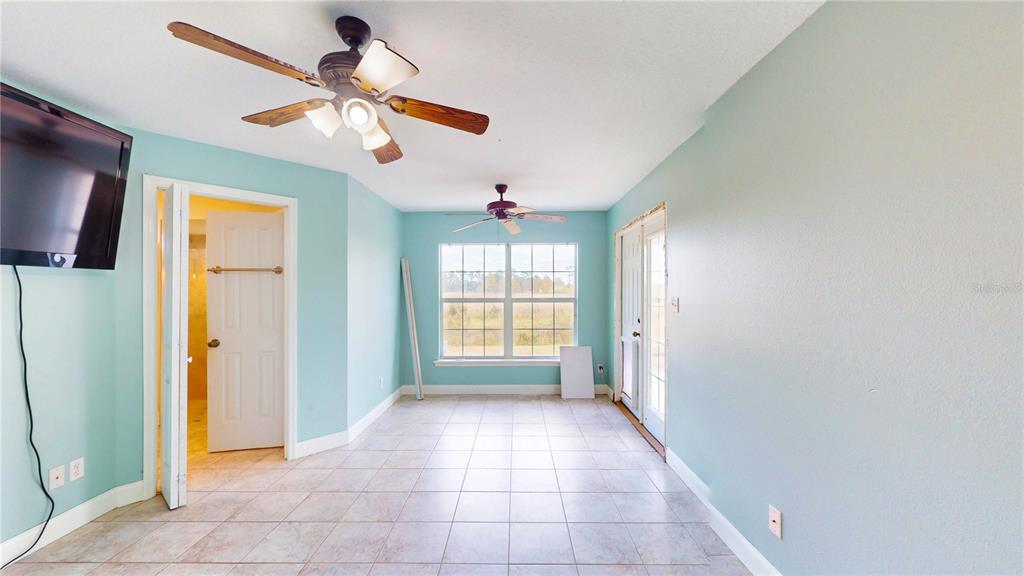 1193 Sand Mountain Road Fort Meade, FL 33841 - Photo 16 of 33 a view of an empty room with a window
