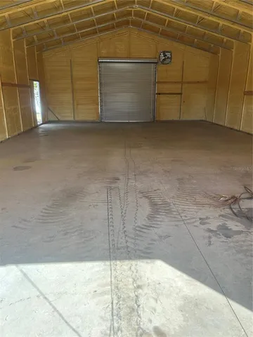 a view of a garage