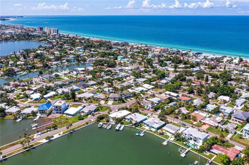 307 161st Avenue Redington Beach, FL 33708 - Photo 6 of 39 a view of a city