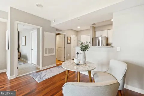 $519,000 | 555 Massachusetts Avenue Northwest, Unit 1419, Washington, DC 20001