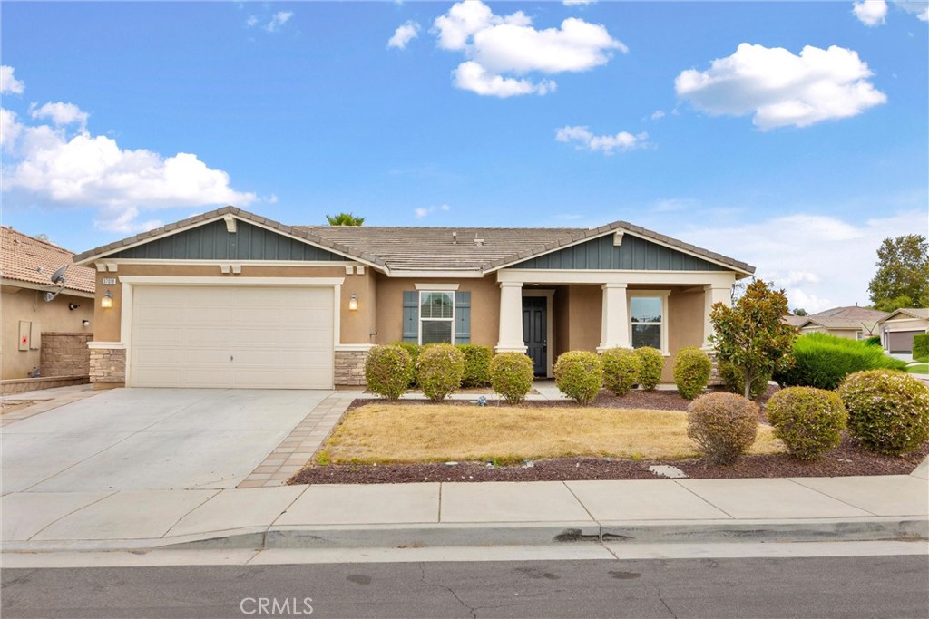 37019 Running Springs Road Murrieta, CA 92563 - Photo 3 of 55 Gallery Image 3