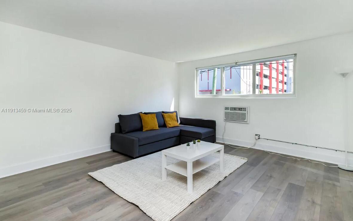 143 Southwest 9th Street, Unit 206 Miami, FL 33130 - Photo 5 of 14