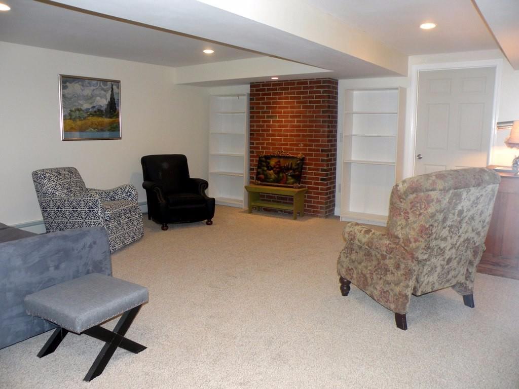 48 Austin Street Portland, ME 04103 - Photo 25 of 34 Family Room