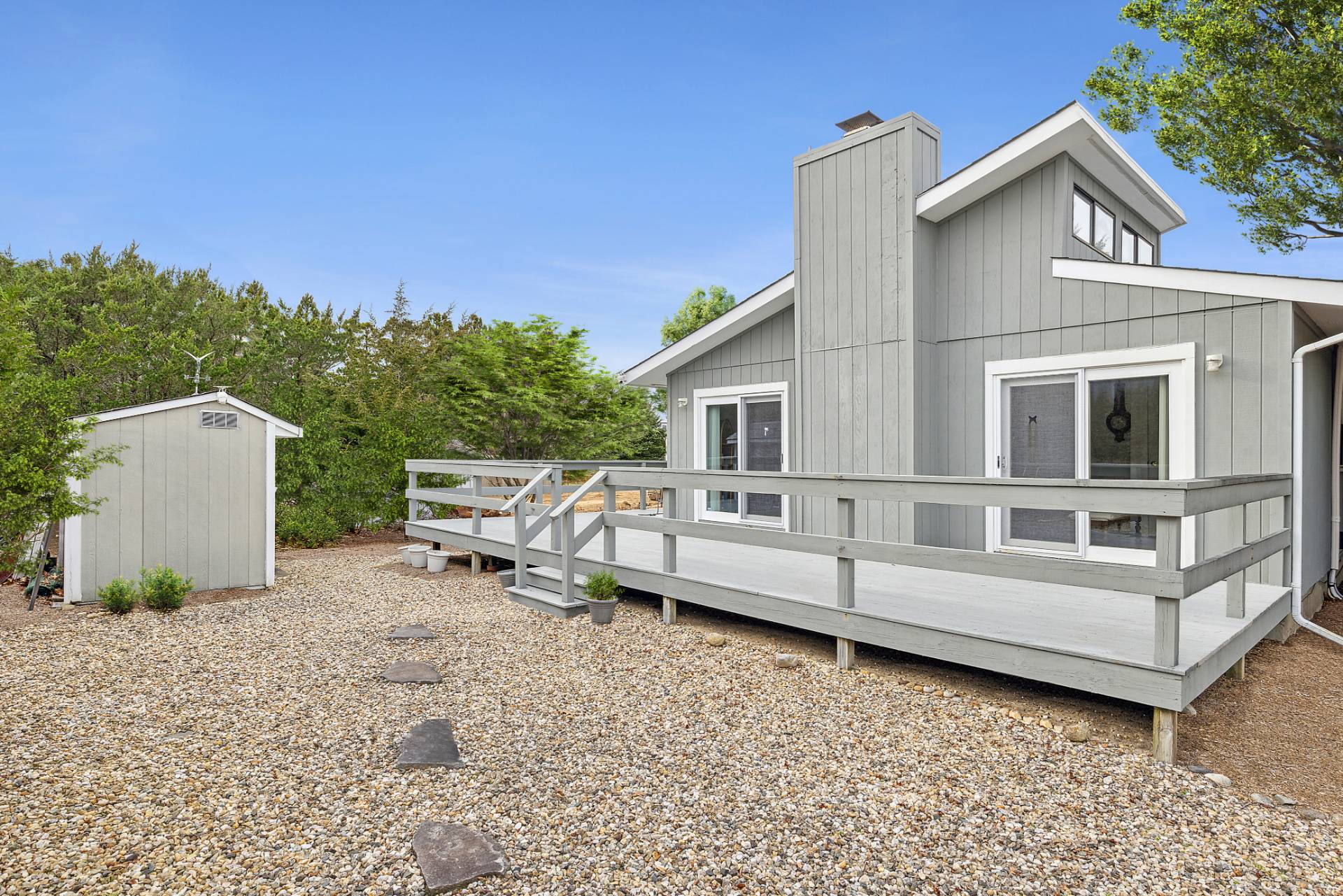 28 Leeton Road Amagansett, NY 11930 - Photo 2 of 9