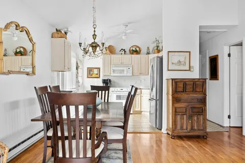 28 Leeton Road, Amagansett, NY 11930