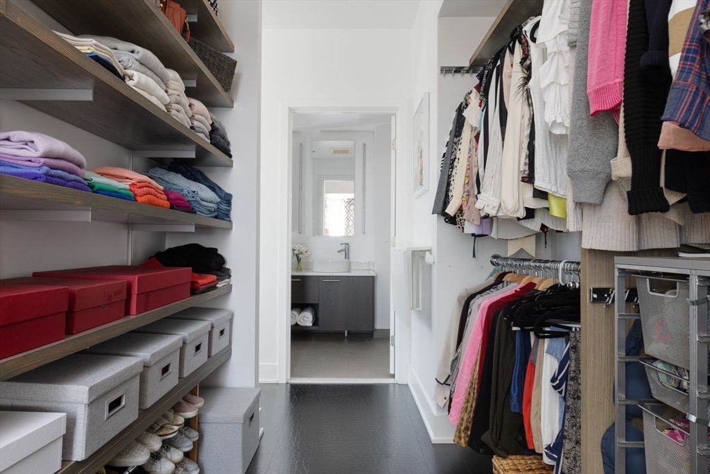 110 Stuart Street, Unit 21B Boston, MA 02116 - Photo 17 of 27