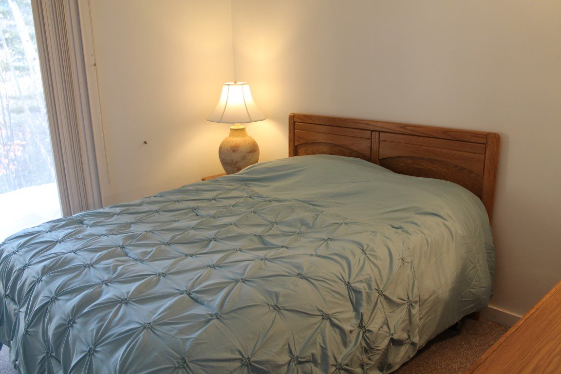 65 Clearbrook Road, Unit 2 Lincoln, NH 03251 - Photo 14 of 24