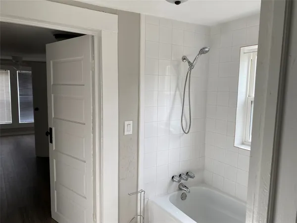 $1,400 | 951 Farm To Market 222, Coldspring, TX 77331