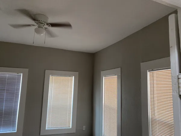 $1,400 | 951 Farm To Market 222, Coldspring, TX 77331