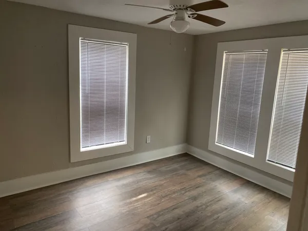 $1,400 | 951 Farm To Market 222, Coldspring, TX 77331