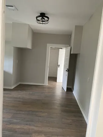 $1,400 | 951 Farm To Market 222, Coldspring, TX 77331