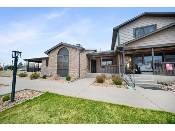 a view of a house with a outdoor space