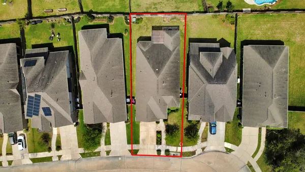$2,500 | 9019 Emerald Cane Drive, Missouri City, TX 77459