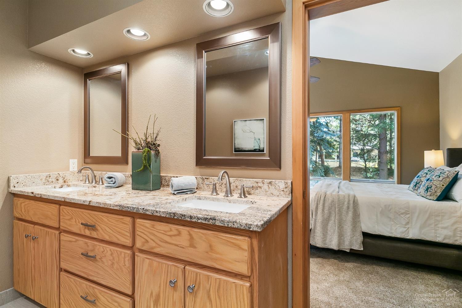 19391 Rim Lake Court Bend, OR 97702 - Photo 17 of 25 Additional Photo