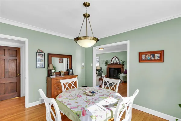 $425,000 | 209 West Vermont Avenue, Urbana, IL 61801