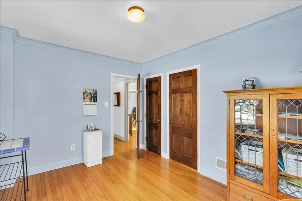 $425,000 | 209 West Vermont Avenue, Urbana, IL 61801