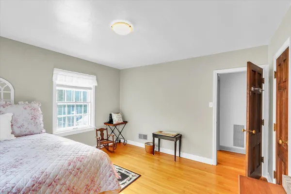 $425,000 | 209 West Vermont Avenue, Urbana, IL 61801