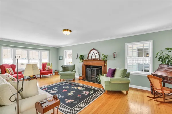 $425,000 | 209 West Vermont Avenue, Urbana, IL 61801