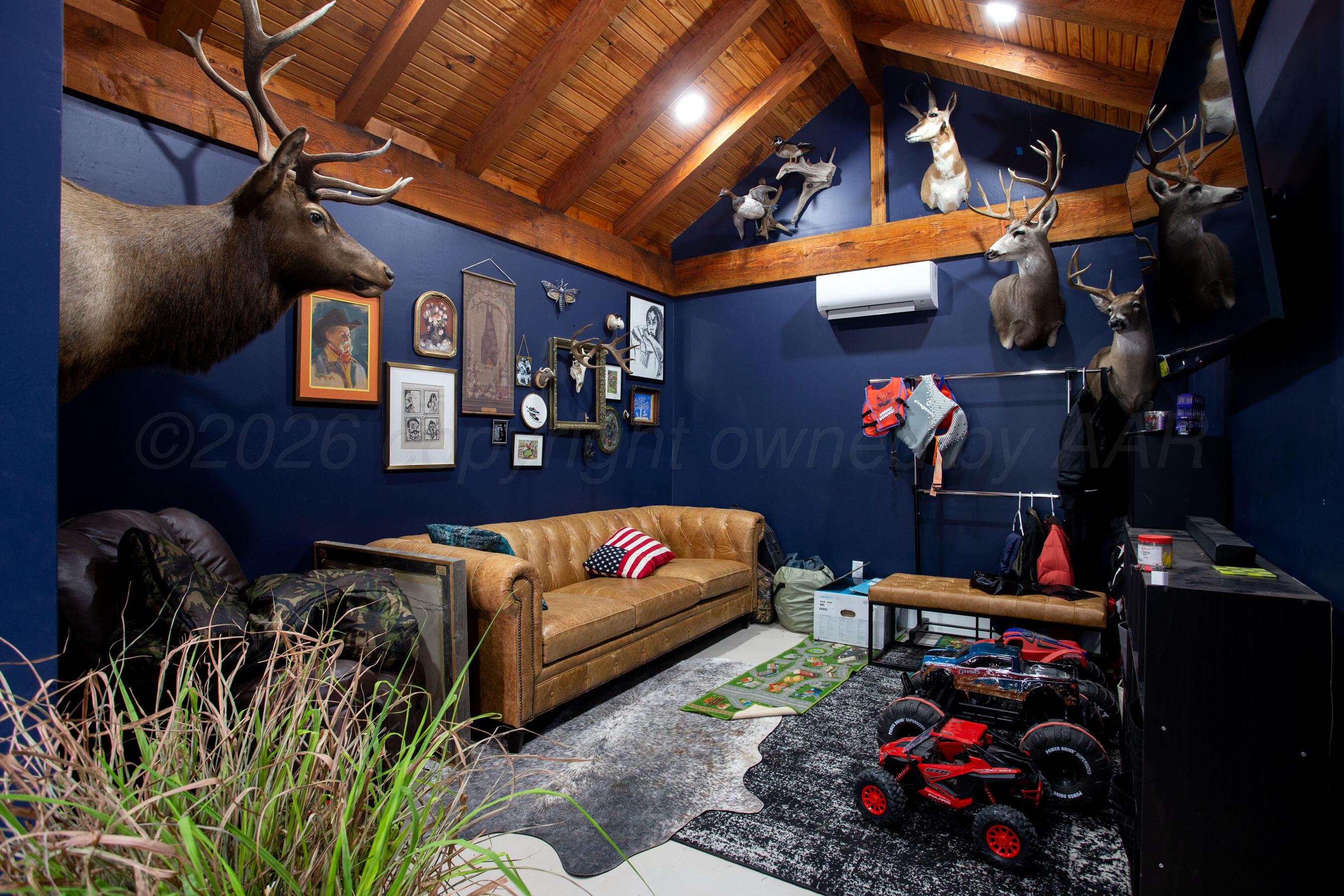 8200 Matilda Lane Amarillo, TX 79119 - Photo 29 of 39 a outdoor living space with patio furniture and a potted plant
