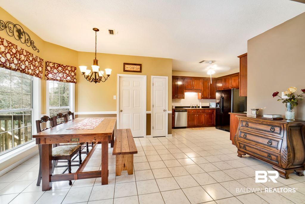 121 Geneva Drive Daphne, AL 36526 - Photo 8 of 26 Dining Area