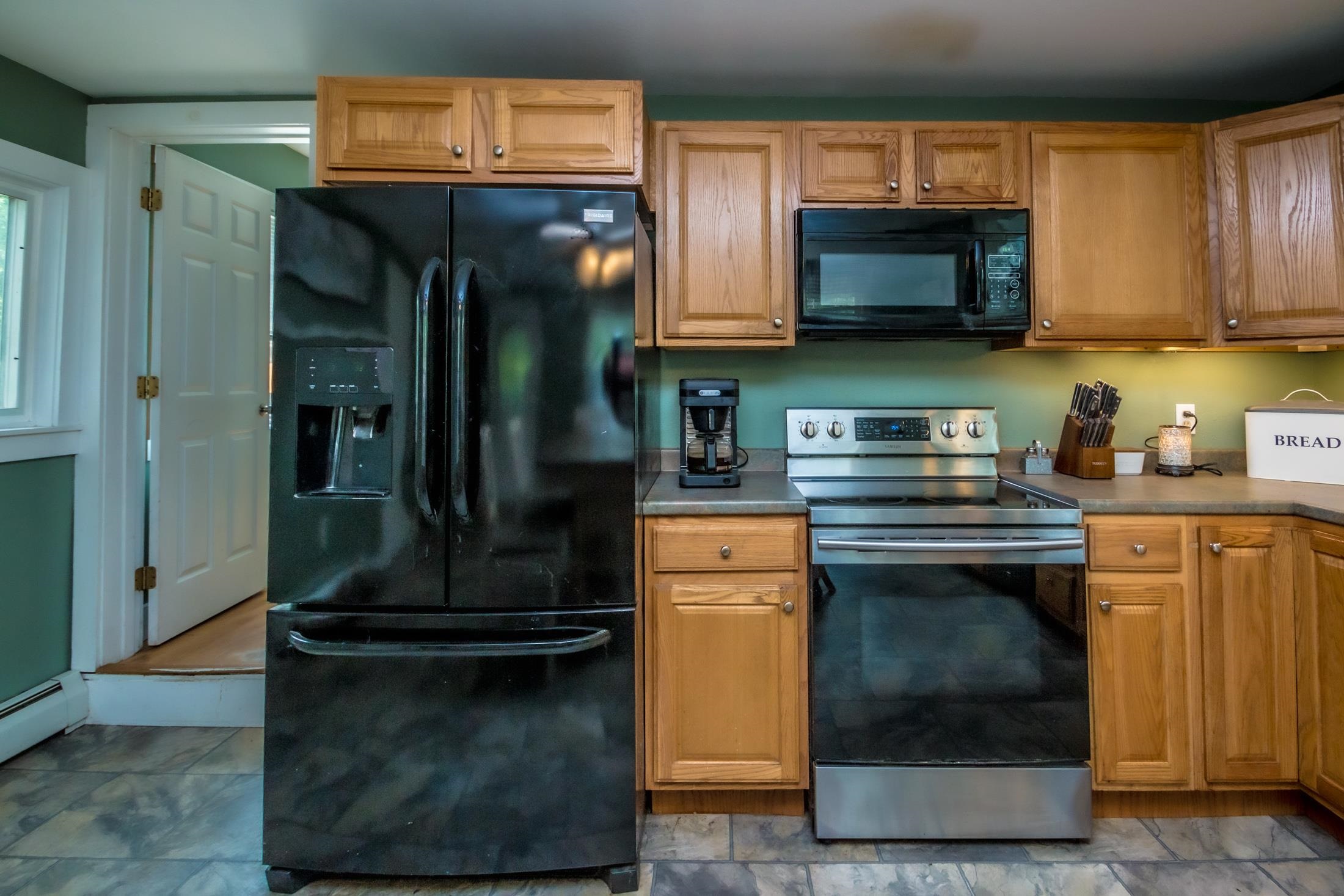 140 Middle Street Lancaster, NH 03584 - Photo 6 of 34