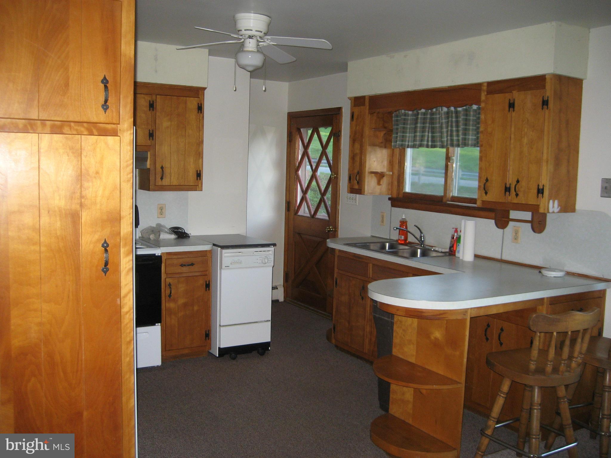 3010 Carrollton Road Hampstead, MD 21074 - Photo 5 of 16 Kitchen