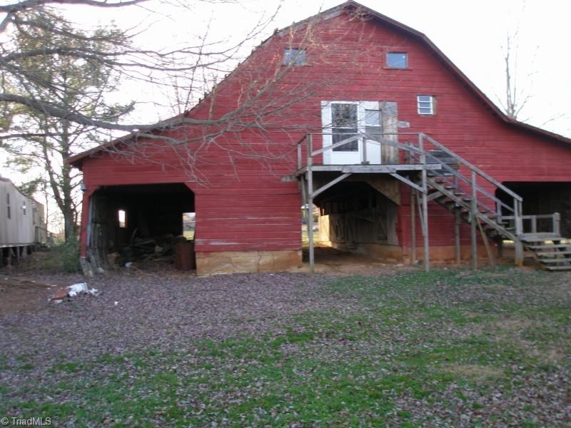 117 Buck Fork Road Dobson, NC 27017 - Photo 12 of 31 Gallery Image 12
