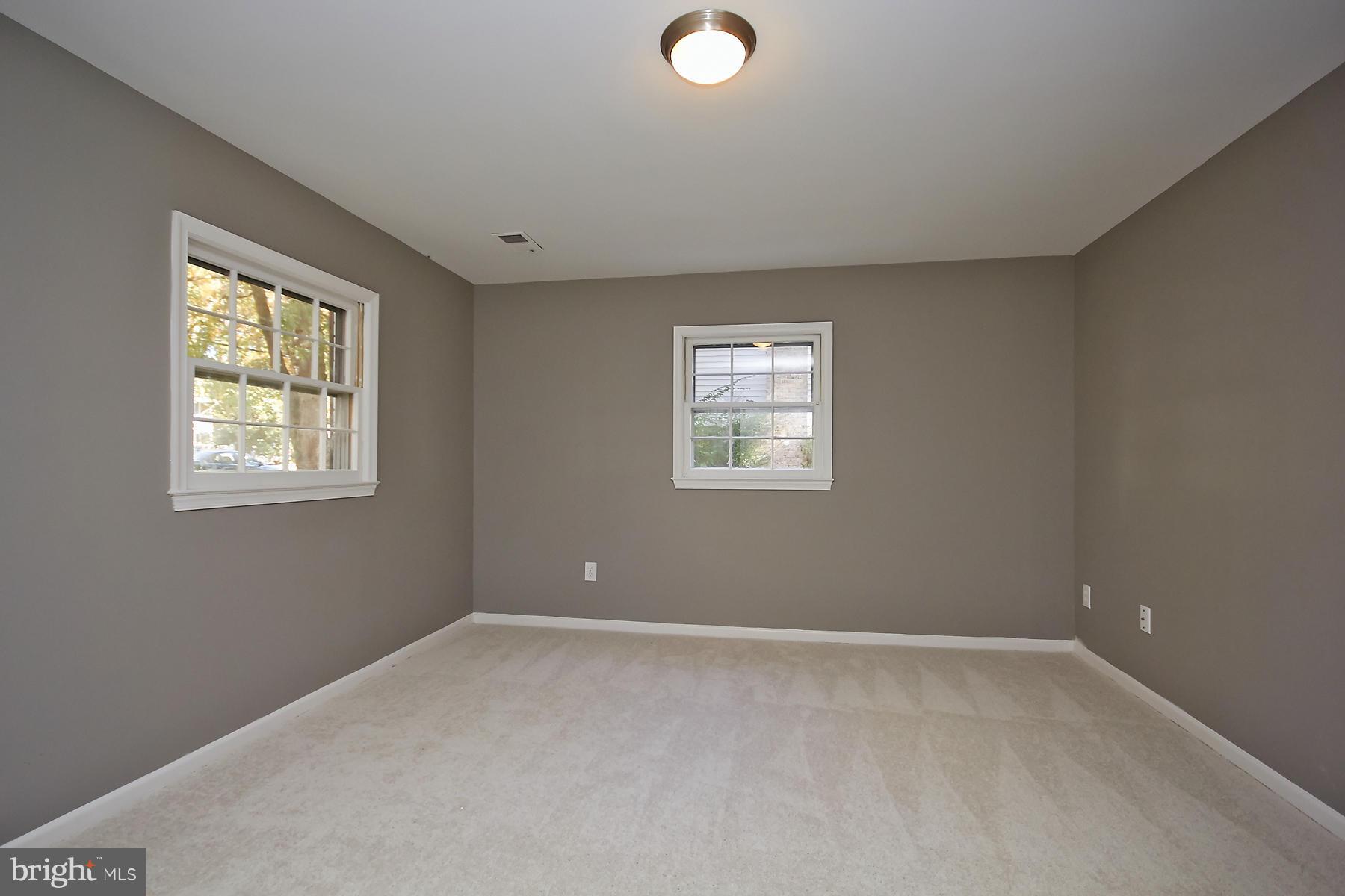 201 Adahi Road Southeast Vienna, VA 22180 - Photo 22 of 30 Bedroom