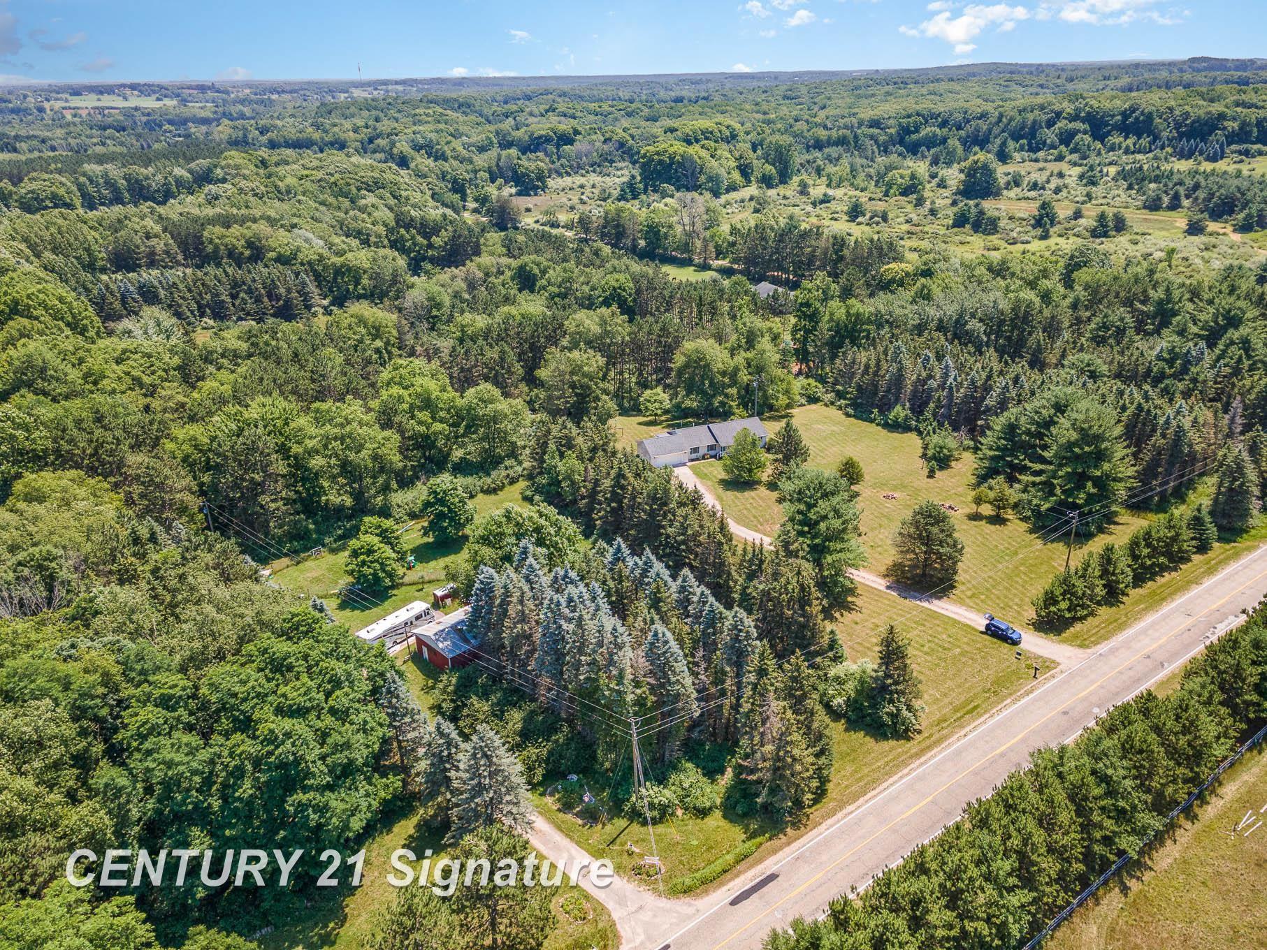 1903 South Rolland Road Remus, MI 49340 - Photo 30 of 34