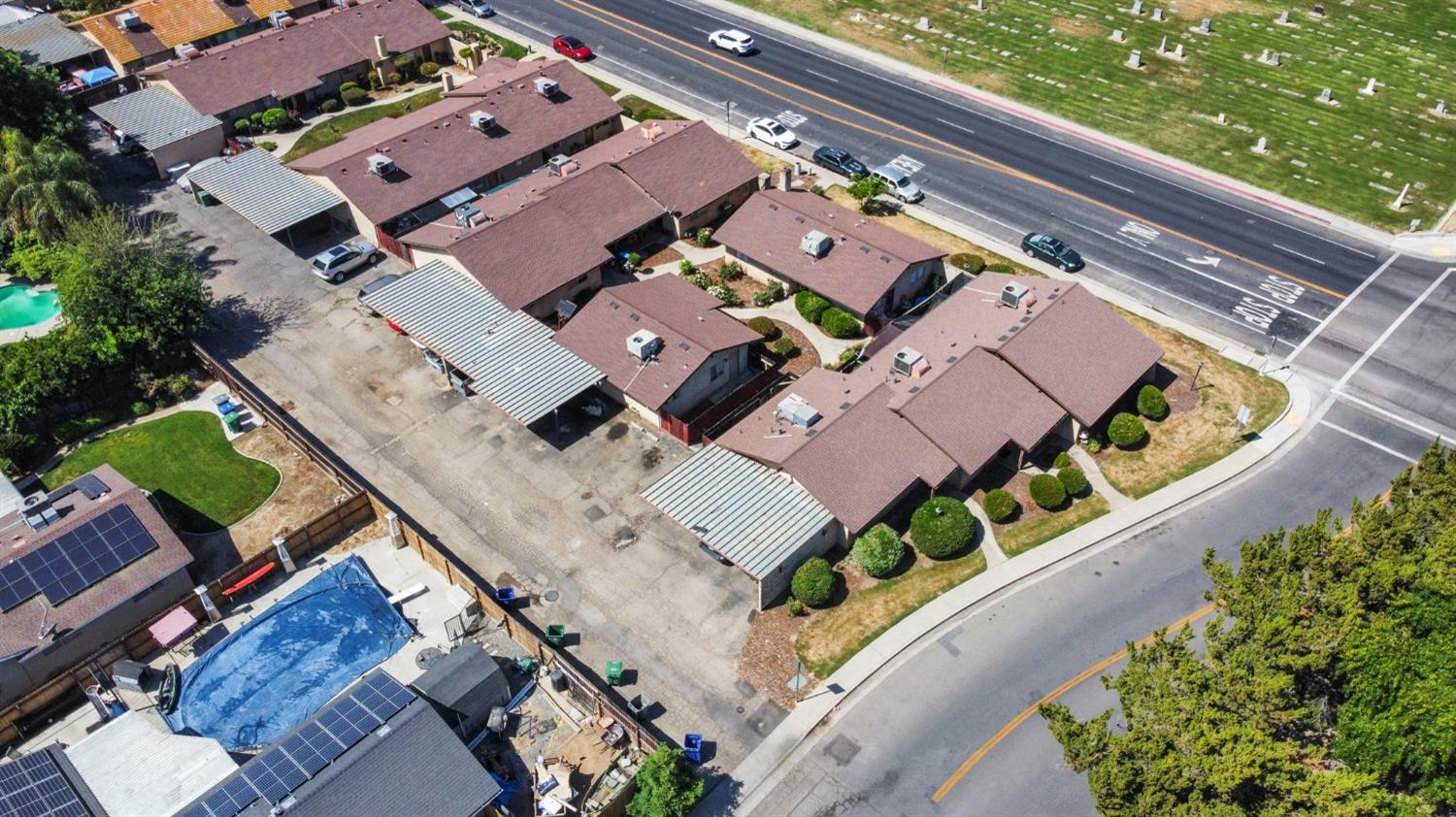 1520 South Reed Avenue Reedley, CA 93654 - Photo 18 of 20 an aerial view of a house with a yard