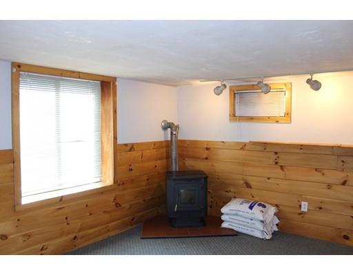 41 Mayflower Road Leicester, MA 01524 - Photo 24 of 30 Gallery Image 24