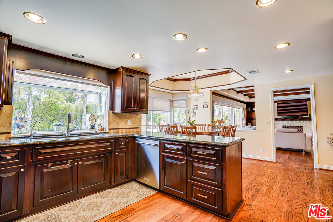 11662 Sheffield Way Porter Ranch, CA 91326 - Photo 11 of 54 Gallery Image 11
