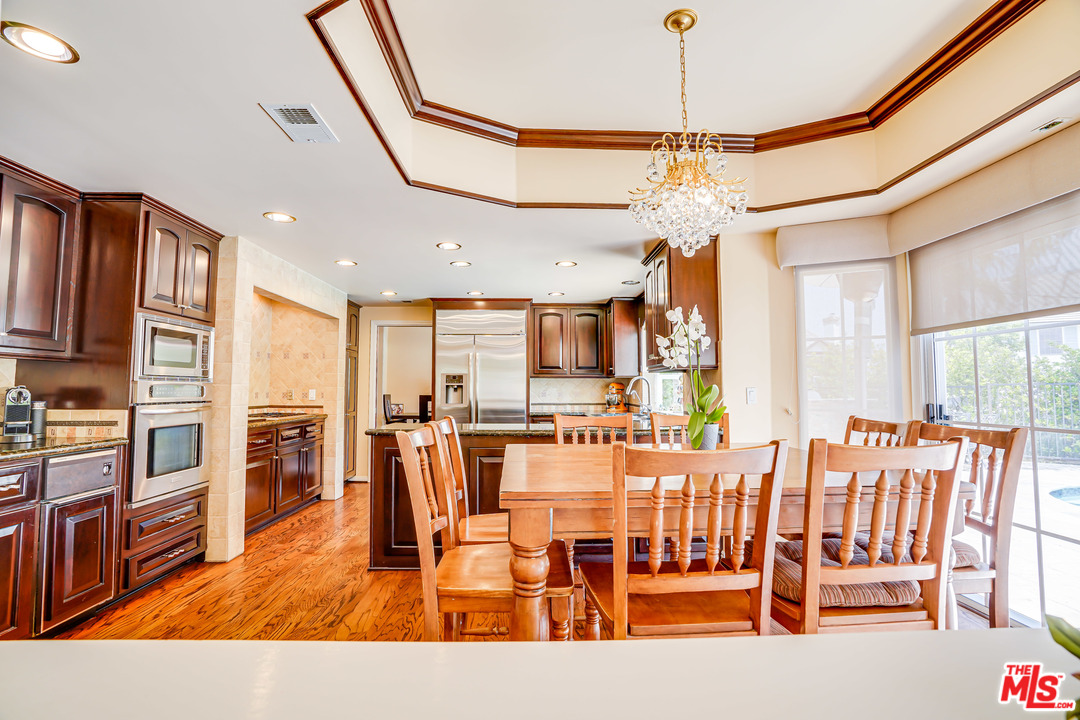 11662 Sheffield Way Porter Ranch, CA 91326 - Photo 21 of 54 Gallery Image 21