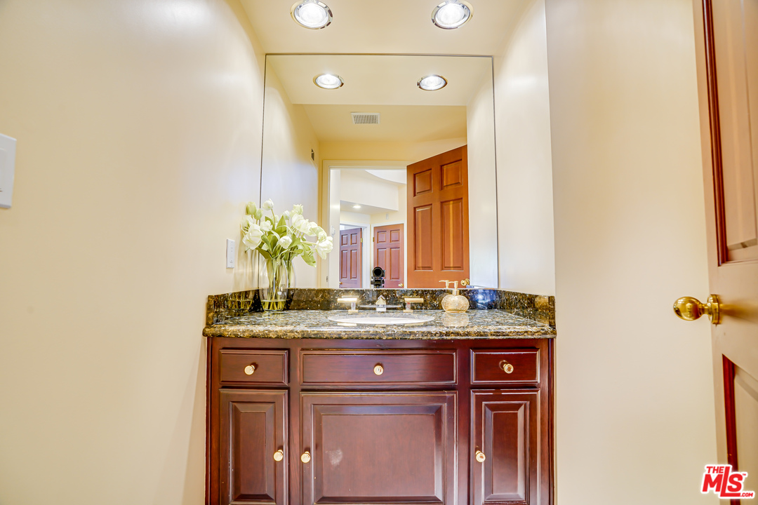 11662 Sheffield Way Porter Ranch, CA 91326 - Photo 23 of 54 Gallery Image 23